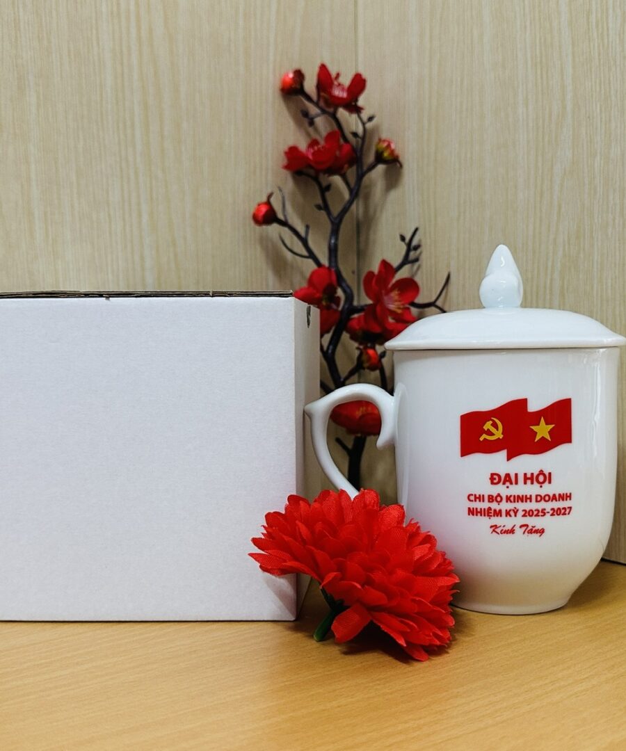 Ly sứ in logo kèm hộp quà tặng