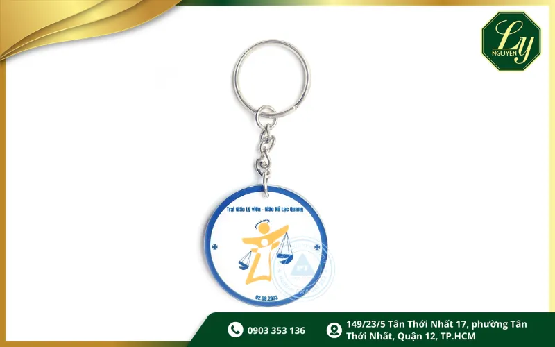 Móc khóa kim loại mica in logo quà tặng sự kiện giá rẻ số lượng lớn