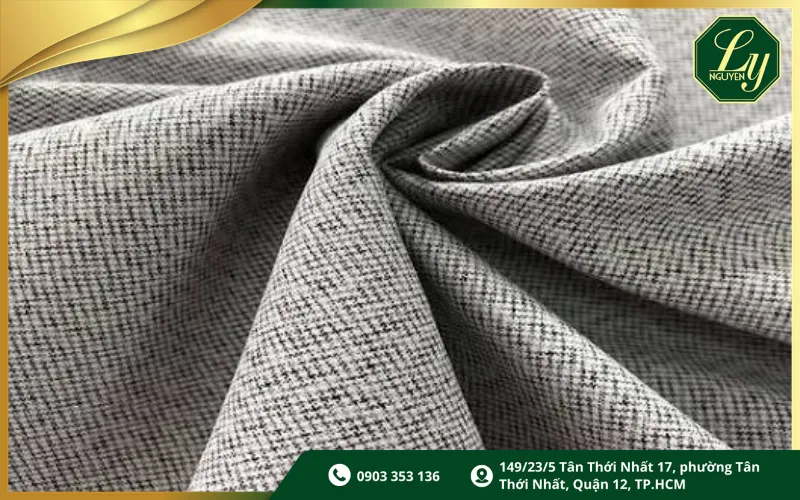 Vải polyester
